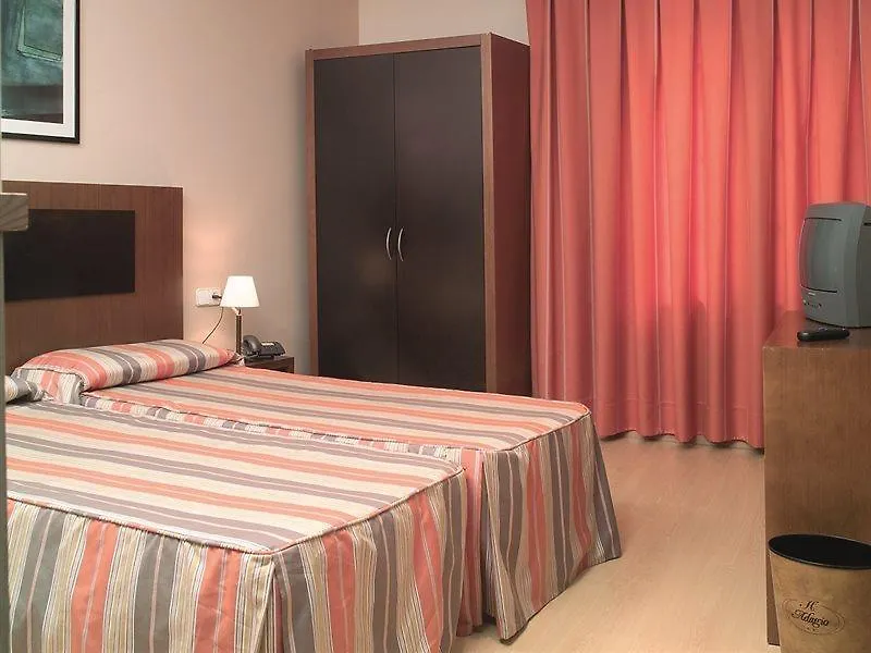 Hotel Adagio Barcelona 2*,