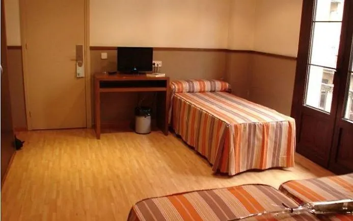 Hotel Adagio Barcelona 2*,  Spanien